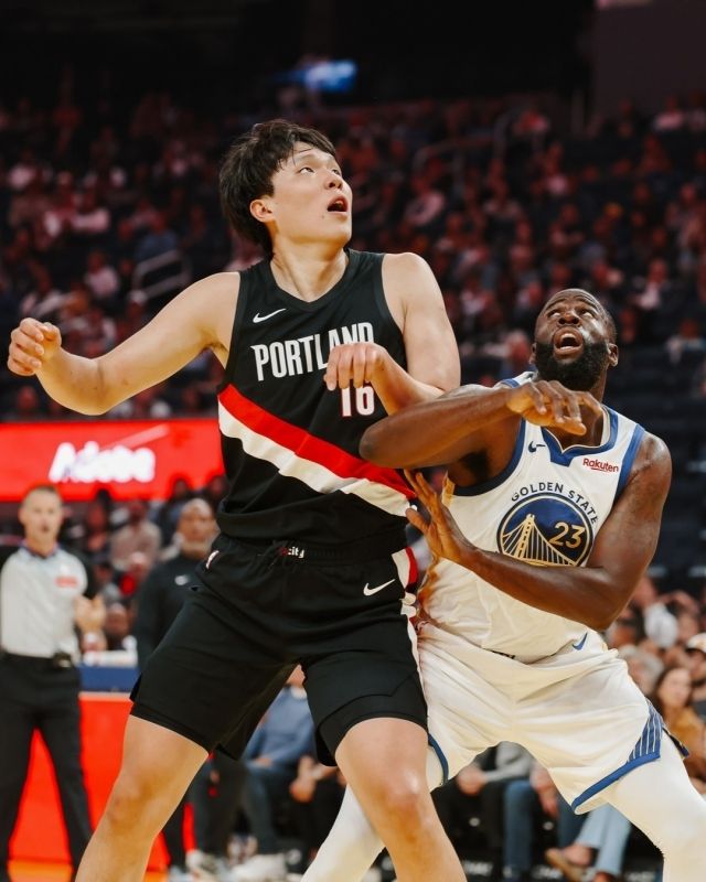 양한센은 올 시즌 5경기 출전, 평균 6분도 뛰지 못하며 1.8점 0.8리바운드를 기록 중이다. 천시 빌럽스 감독의 불법 포커 게임 논란 혐의에도 생각보다 잘 나가는 포틀랜드, 그곳에서 양한센이 설 자리는 없어 보이는 상황이다. 사진=스포츠 차이나 SNS