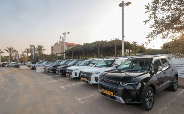 KGM은 독일 시장 대규모 글로벌 론칭에 이어 개별 국가별로 토레스 하이브리드와 무쏘 EV 등 신제품 출시 행사를 갖고 수출시장 공략 가속화에 나섰다 [사진 제공=KGM]