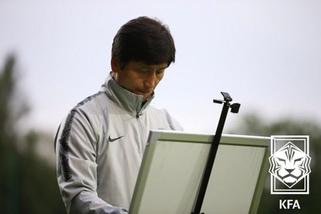 정정용 감독은 대표적인 학구파 지도자다. 사진=대한축구협회