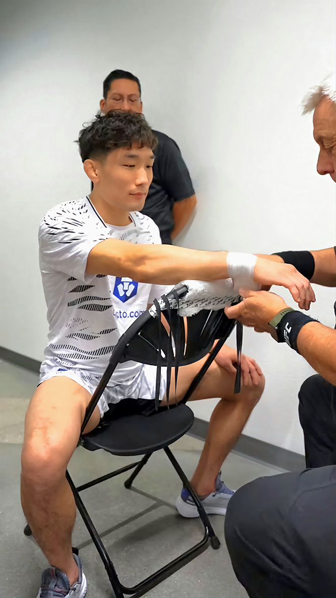 RTU 시즌2 밴텀급 우승자 이창호가 2025년 11월 미국 네바다주 엔터프라이즈 UFC on ESPN+ 121 제6경기를 준비하고 있다. 사진=TKO