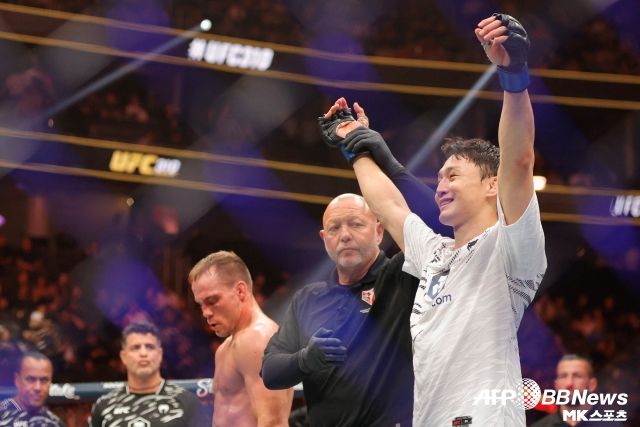 김동현과 정찬성이 떠난 지금, 대한민국 UFC 파이터 중 가장 안정적인 건 김동현의 제자 고석현이다. 여기에 최두호까지 성공적으로 복귀한다면 잠깐 주춤했던 대한민국 UFC 역시 확실히 반등할 수 있다. 사진=AFPBBNews=News1