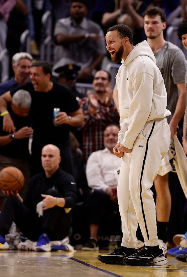 감기 몸살로 세 경기를 쉰 스테판 커리는 다음 오클라호마시티 원정에서 복귀할 가능성이 있다. 사진= AP= 연합뉴스 제공