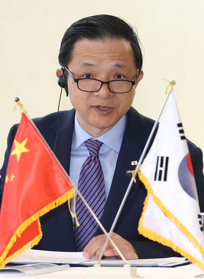 11일 오전 글로벌전략협력연구원과 중국 글로벌거버넌스연구원이 서울 중구 프레지던트호텔에서 공동 개최한 ‘한중 전략적 협력동반자관계의 신(新) 도약’ 주제의 포럼에서 다이빙 주한 중국대사가 발언하고 있다.  [사진=뉴스1]