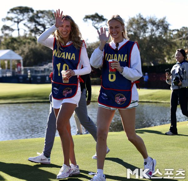 렉시 헐, 소피 커닝엄