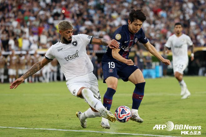 이강인(사진 오른쪽). 사진=AFPBBNews=News1