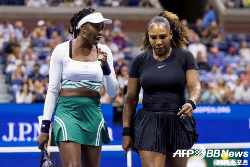 지난 2022년 US오픈 여자 복식에 참가한 윌리엄스 자매. 사진=ⓒAFPBBNews = News1