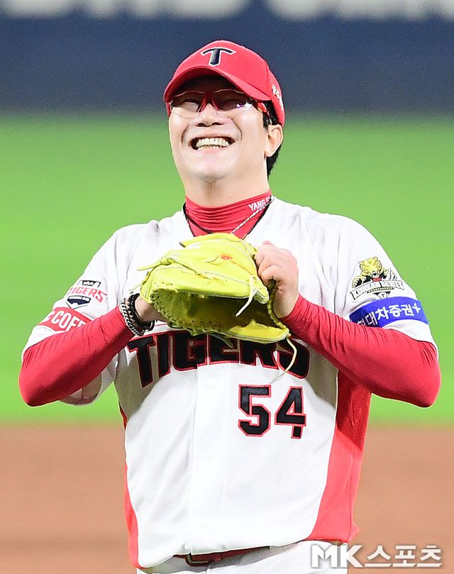 KIA와 재계약을 체결한 양현종. 사진=김영구 기자