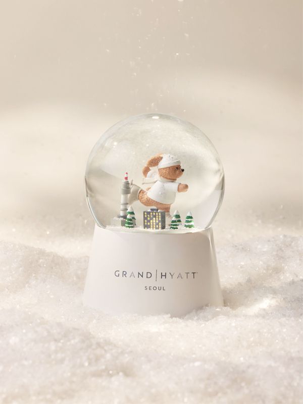 스케이팅 왈츠 스노우볼. <자료 = 그랜드 하얏트 서울 >