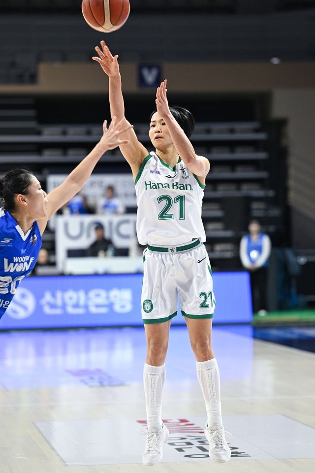 하나은행의 에이스인 사키. 사진=WKBL 제공