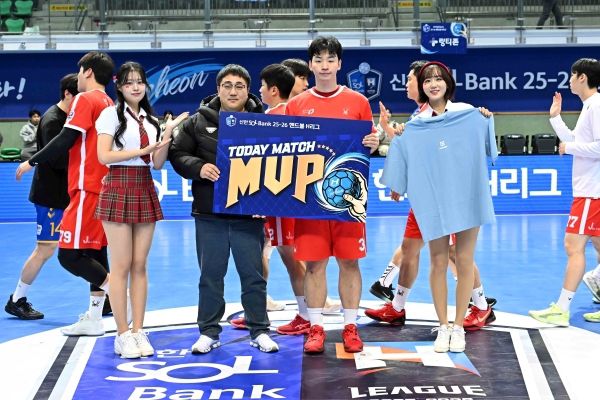 사진 경기 MVP에 선정된 SK호크스 박광순, 사진 제공=한국핸드볼연맹