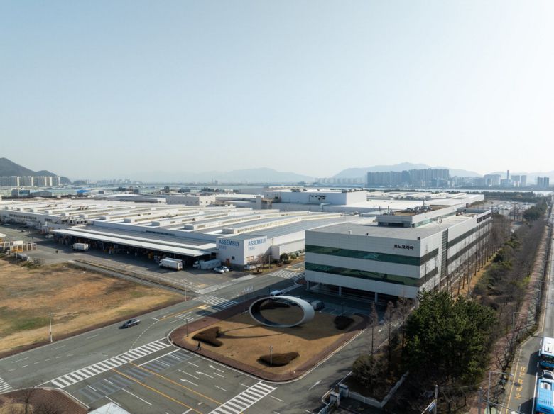 부산시 강서구에 있는 르노코리아 부산공장 전경. 르노코리아