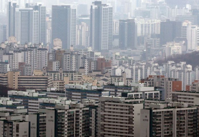 지난 23일 서울 시내 아파트 단지 모습. [연합뉴스]