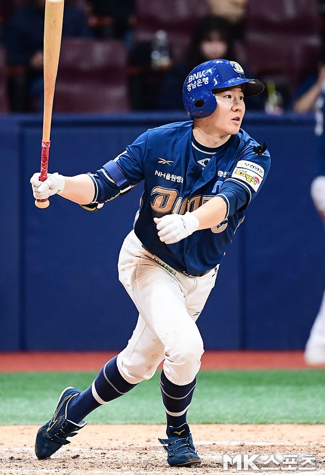 NC 박민우는 25일 대구 삼성전에서 적시타를 쳤다. 사진=김영구 기자