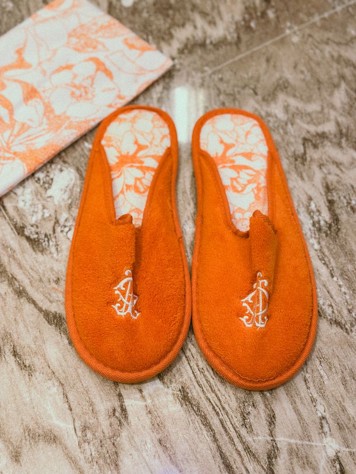 객실 슬리퍼 / 사진=권효정 여행+ 기자