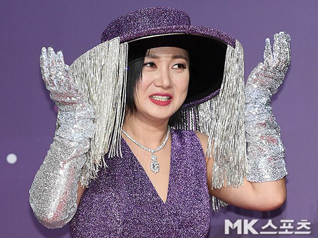 매니저들을 상대로 갑질을 했다는 의혹이 제기된 방송인 박나래가 상해 등 혐의로 경찰에 입건됐다.  사진=천정환 기자