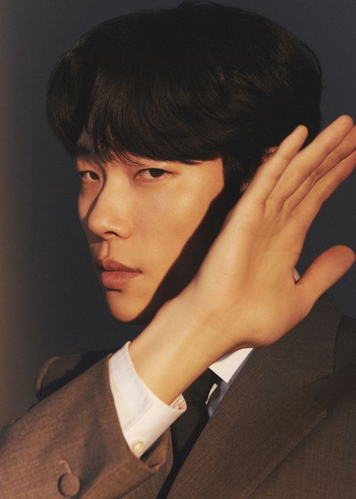 배우 류준열이 23일 오전 서울 종로구 소격동 한 카페에서 인터뷰를 진행했다. 사진=넷플릭스