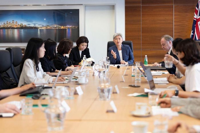 페니 웡 호주 외교부 장관이 30일 서울 종로구 주한 호주대사관에서 열린 기자간담회에 참석해 발언하고 있다. <사진=주한 호주대사관>