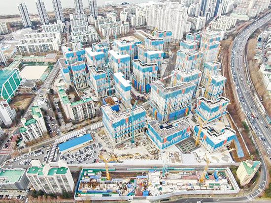 서울 서초구 잠원동 신반포4지구를 재건축하는 ‘메이플자이(3307가구)’ 공사 현장. (GS건설 제공)