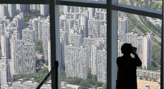 서울 송파구 롯데월드타워 서울스카이에서 내려다본 서울시내 아파트 단지. (사진=매경DB)