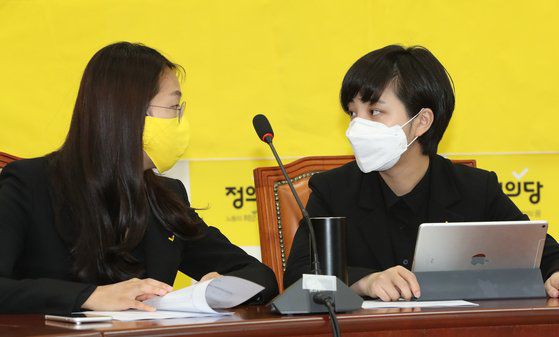 4월 16일 총선 이튿날 정의당 중앙선대위 해단식. [연합뉴스]