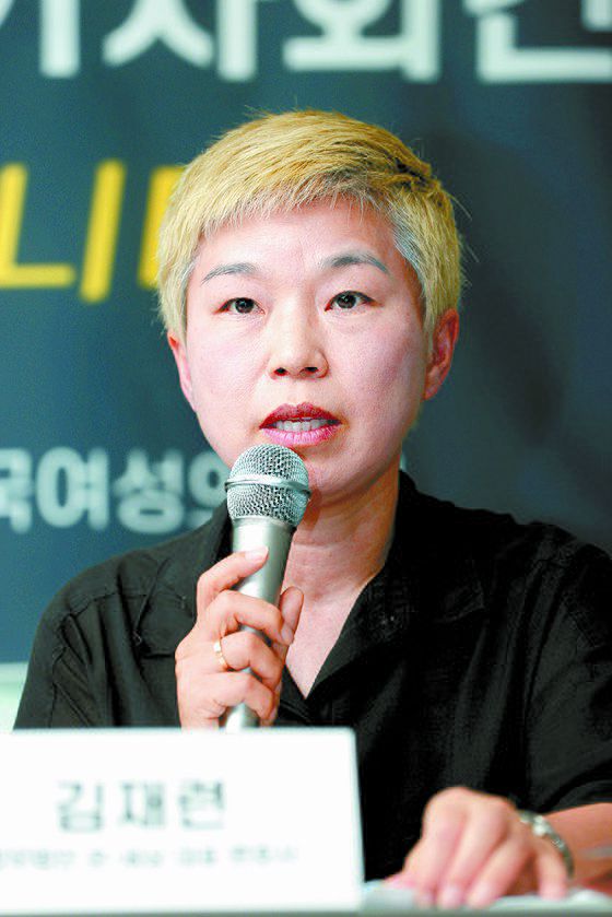 김재련 변호사는 ’박원순 전 서울시장의 전 비서가 지난 4월 총선 직전에 비서실 직원에게 성폭력 피해를 당했다“고 밝혔다. [중앙포토]