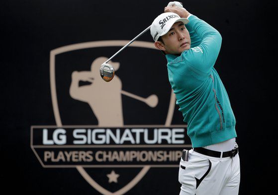 6일 경기 파주시 광탄면 서원밸리CC에서 열린 LG SIGNATURE 플레이어스 챔피언십 2라운드 7번 홀에서 이수민이 티샷하고 있다. [사진 KPGA 민수용]