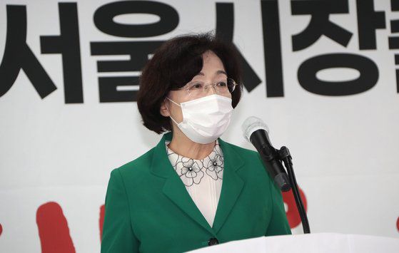 박춘희 전 송파구청장이 11월 11일 서울 여의도 국민의힘 당사에서 서울시장 출마 기자회견을 하고 있다. 오종택 기자