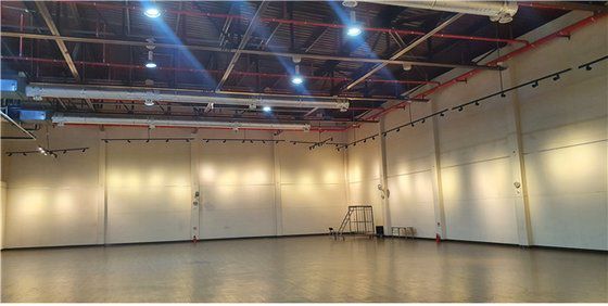 부산시민공원 시민사랑채의 백산홀(접종공간). [사진 부산시]