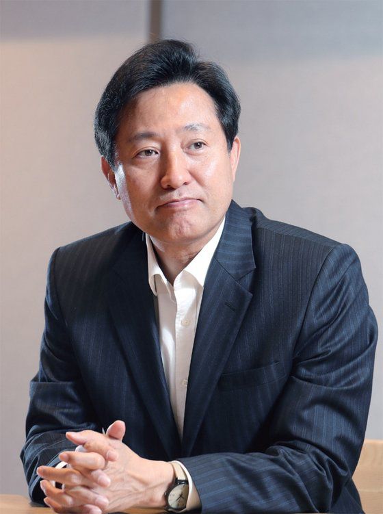 인수위 기간이 없었음에도 오세훈 서울시장은 코로나19 방역, 부동산 공급, 일자리와 복지 정책 등에 관해 뚜렷한 철학을 표명했다.