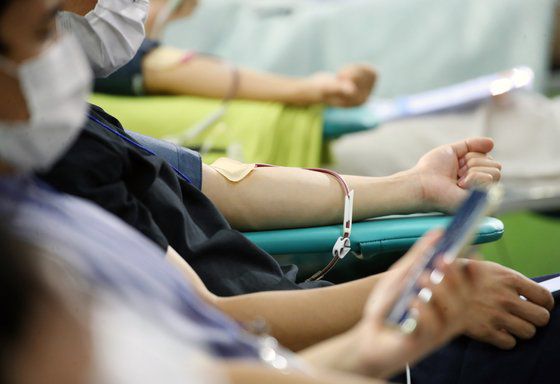 신천지 신도의 2차 혈장 공여...1100여명이 참여했다. 사진은 지난해 8월 촬영된 것이다. 연합뉴스