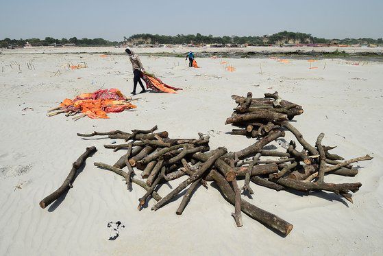 갠지스강변 화장장 모습. AFP=연합뉴스