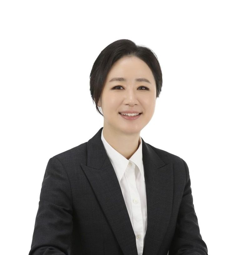 윤석열 검찰총장이 부대변인으로 선임한 최지현 변호사. 사진 최 변호사 페이스북