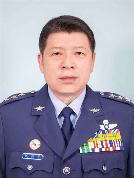 대만 공군 작전사령관을 지냈던 장저핑 전 국방부 부부장(차관급)은 중국에 협조한 스파이 혐의로 대만 당국의 수사를 받고 있다. 사진 대만 국방부