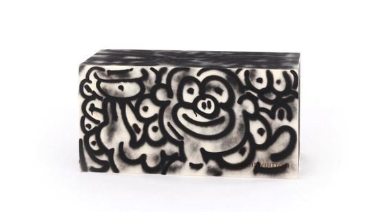 스케이터 이자 스트리트 패션 브랜드 '마더랜'의 창립자 슬론의 작품. 사진 버질 아블로 인스타그램