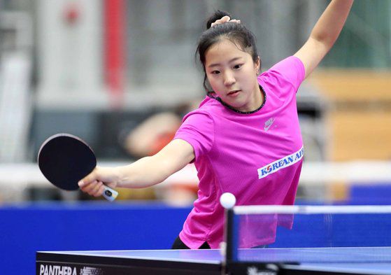 올림픽을 경험한 신유빈은 실력이 몰라게 늘었다. [사진 월간탁구]