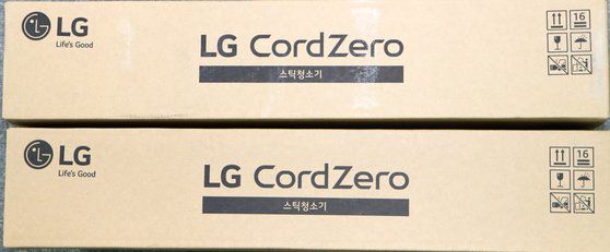 LG전자의 코드제로 스틱청소기 2대 등
