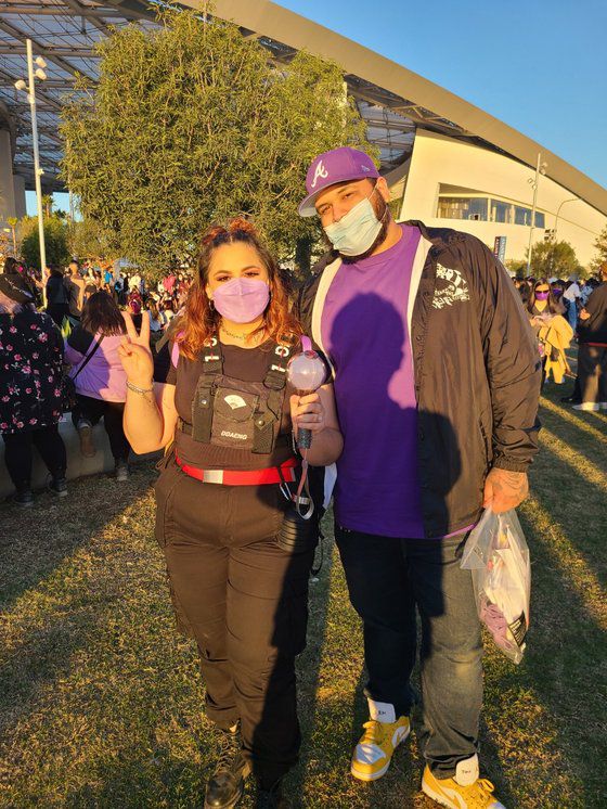 방탄소년단 LA 콘서트를 보러 온 켈리·라이언 페뮬리너 부부. 유성운 기자