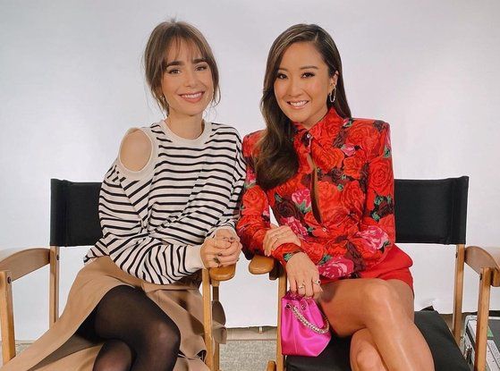 건강한 복근이 인상적이지만, 애슐리 박은 10대 시절 백혈병을 극복해냈다. [Ashley Park Instagram]