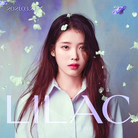 정규 5집 '라일락'은 36회 골든디스크 어워즈 음반 부문 본상을 수상했고, 수록곡 '셀레브리티'는 디지털 음원 부문 대상에 올랐다. 사진 EDAM엔터테인먼트