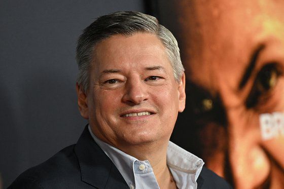 넷플릭스 2021년 4분기 실적발표회에서 테드 서랜도스 넷플릭스 공동 CEO는 '오징어 게임' 시즌 2가 만들어질 것이라고 밝혔다. AFP=연합뉴스