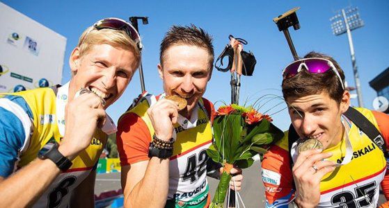 2019년 세계선수권에서 우승한 직후의 랍신(가운데). [사진 국제바이애슬론연맹 홈페이지]
