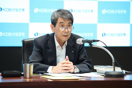 27일 열린 산업은행 신년 기자간담회에 참석한 이동걸 회장.