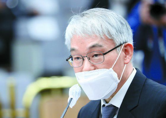 조민 ‘7대 허위스펙’ 1·2·3심 재판부 판단 그래픽 이미지.