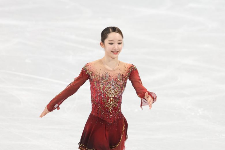 김예림이 두 팔을 흔들며 씩씩하게 걸어 나오고 있다. 김경록 기자