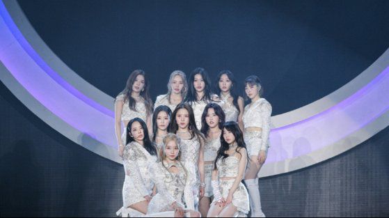 11~12일 서울 장충체육관에서 연 이달의 소녀 ‘루나버스 : 프롬’. [사진 블록베리크리에이티브]