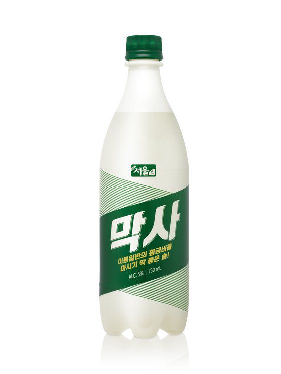 서울장수는 막걸리와 사이다를 2대1 비율로 조합해 먹는 '막걸리사이다'에서 착안해 '막사'를 출시했다. [사진 서울장수]