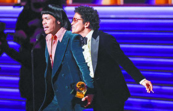 올해의 노래와 올해의 레코드는 모두 실크소닉. [사진 그래미어워즈]