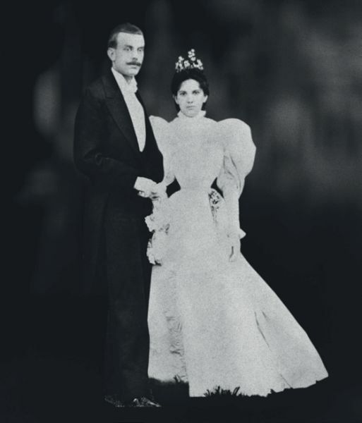 1885년 에스텔 아펠과 알프레드 반클리프의 결혼식 사진. [사진 반클리프 아펠]