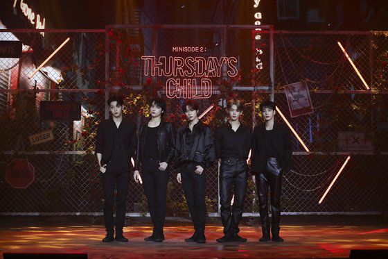 TXT는 처음으로 어두운 컨셉을 선보였다. 휴닝카이는 "언젠가 한 번은 보여드리고 싶었던 이미지"라고 말했다. 사진 빅히트뮤직