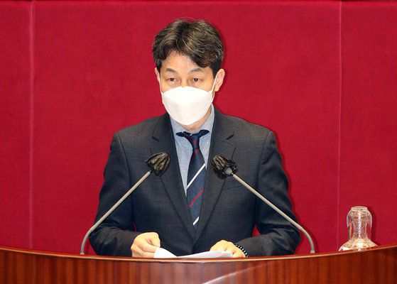 윤건영 더불어민주당 의원. 뉴스1